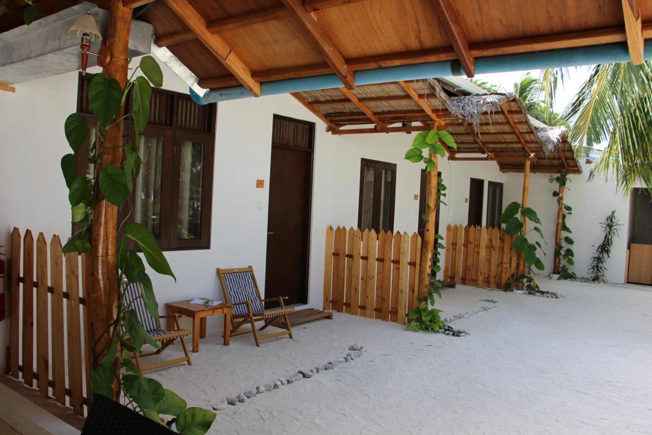 Guest house The Castaway Retreat