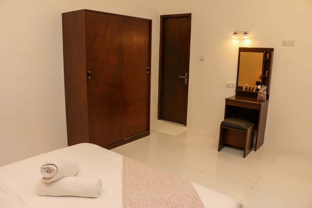 The Castaway Retreat 2* Feridhoo